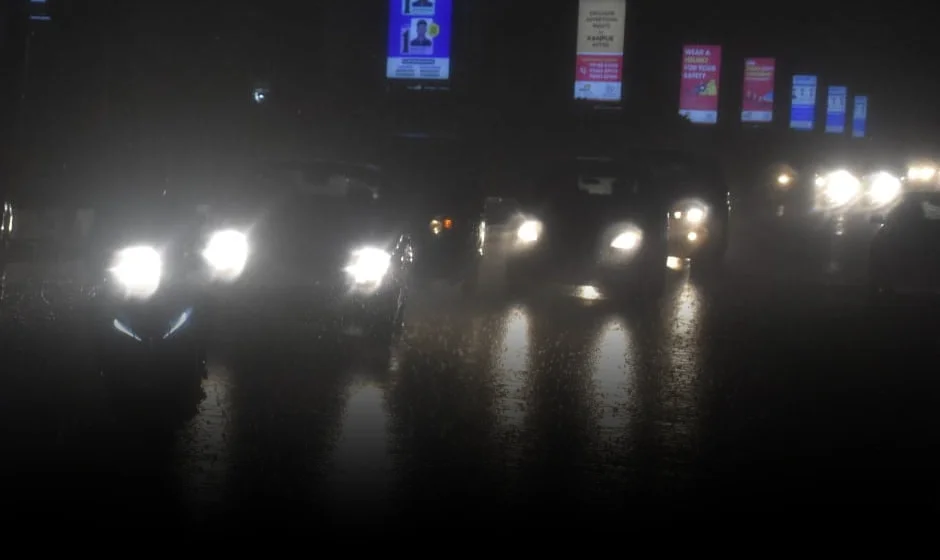 कानपुर में मौसम का मिजाज बदला: बूंदाबांदी और ठंडी हवाओं ने गिराया पारा, जानें क्या है आगे का हाल